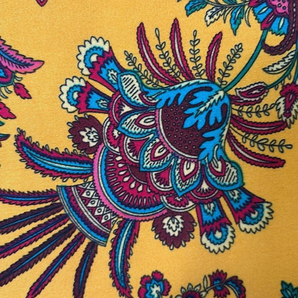 The Pioneer Woman Gold 3/4 Sleeve Relaxed Blouse - Picture 3 of 3